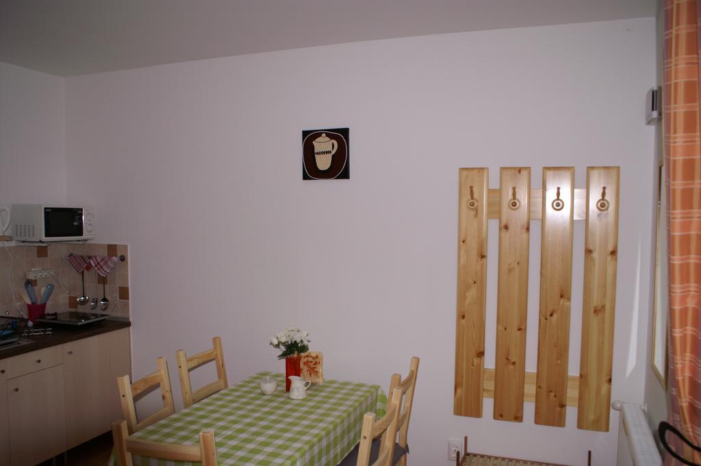Oeregtoelgy Panzio Hotel Csongrad Room photo