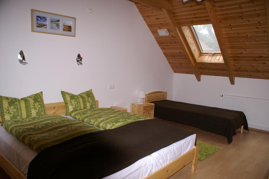 Oeregtoelgy Panzio Hotel Csongrad Room photo